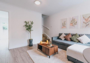 The Bay Hideaway - Lovely 2bd house - up to 6 people